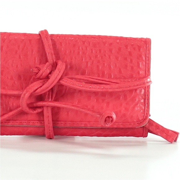 3 FOR $15 SALE: Pink Tri-Fold Clutch w/ Tie - Picture 2 of 8